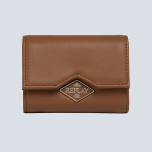 ארנק לנשים בצבע חום עם סגירת קלפה FW5374