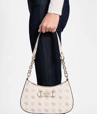 תיק GUESS לבן GP989818